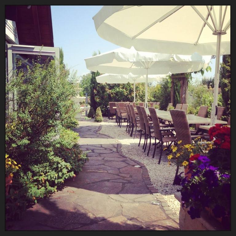 ריינהאוזן Hotel - Restaurant Hirschen - Werneths Landgasthof Beim Europa- Park Rust מראה חיצוני תמונה